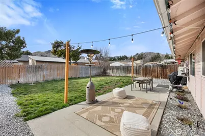 723 Lynn Street, Wenatchee, WA 98801 - Photo 30