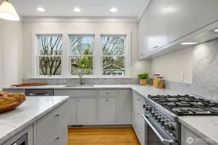 926 19th Ave E, Seattle, WA 98112 - Photo 12