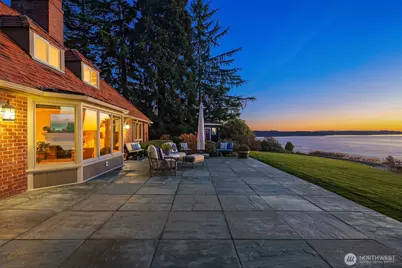 24635 8th Avenue S, Des Moines, WA 98198 - Photo 2