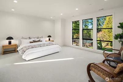 12525 NE 75th Street, Kirkland, WA 98033 - Photo 20