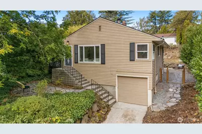 3928 S Pilgrim St, Seattle, WA 98118 - Photo 1