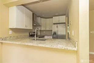 17425 119th Ln SE, Renton, WA 98058 - Photo 6