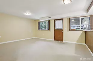 12224 SE 60th Pl, Bellevue, WA 98006 - Photo 26