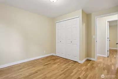 12224 SE 60th Place, Bellevue, WA 98006 - Photo 16