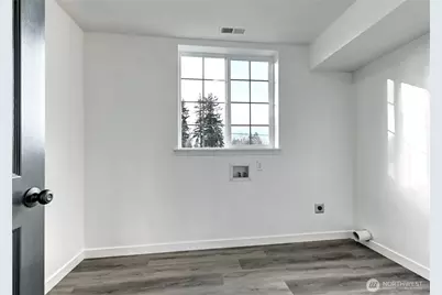 8823 18th Avenue E, Tacoma, WA 98445 - Photo 20