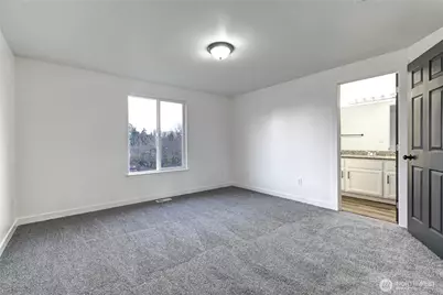 8823 18th Avenue E, Tacoma, WA 98445 - Photo 8