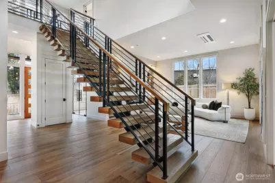 8217 22nd Place NE, Seattle, WA 98115 - Photo 18