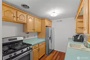 1306 SW 160th St, Burien, WA 98166 - Photo 10