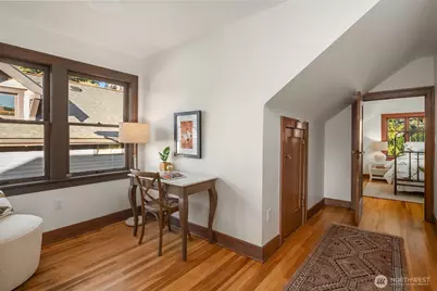 5027 8th Avenue NE, Seattle, WA 98105 - Photo 22