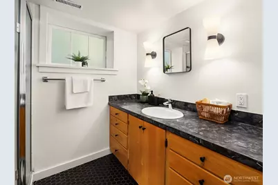 5027 8th Avenue NE, Seattle, WA 98105 - Photo 30