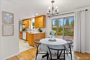 9109 221st St SW, Edmonds, WA 98026 - Photo 8