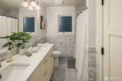 709 3rd Street S, Kirkland, WA 98033 - Photo 16