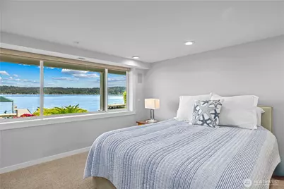 842 W Lake Sammamish Parkway SE, Bellevue, WA 98008 - Photo 20