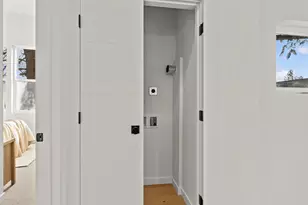 12834 Ashworth Ave N, Seattle, WA 98133 - Photo 20