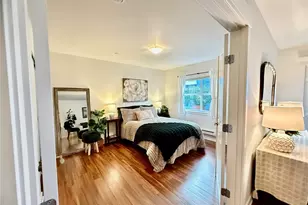 300 High School Rd NE, Bainbridge Island, WA 98110 - Photo 12