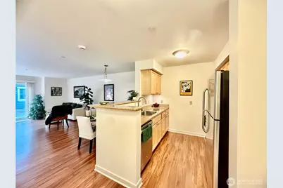 300 High School Road NE #203, Bainbridge Island, WA 98110 - Photo 2