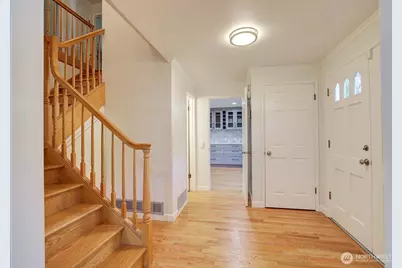 6741 81st Avenue SE, Mercer Island, WA 98040 - Photo 10