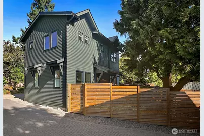 10419 & 10421 41st Avenue SW #A & B, Seattle, WA 98146 - Photo 36