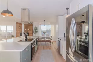 242 SW 186th St, Normandy Park, WA 98166 - Photo 8