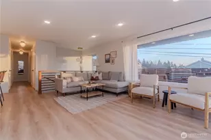 242 SW 186th St, Normandy Park, WA 98166 - Photo 4