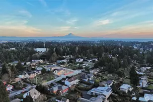 242 SW 186th St, Normandy Park, WA 98166 - Photo 38