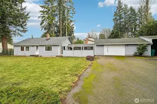 17205 Spruce Way, Lynnwood, WA 98037 - Photo 2