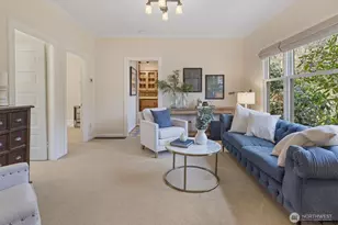 2310 N 65th St, Seattle, WA 98103 - Photo 10