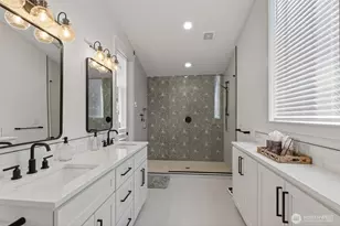 370 Tulip Ln, Woodland, WA 98674 - Photo 38