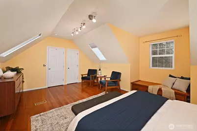 8222 38th Avenue NE, Seattle, WA 98115 - Photo 18