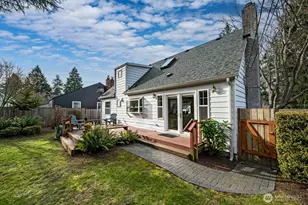 8222 38th Ave NE, Seattle, WA 98115 - Photo 32