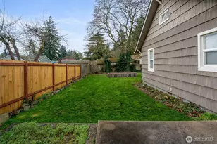 610 115th St S, Tacoma, WA 98444 - Photo 20