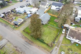 610 115th St S, Tacoma, WA 98444 - Photo 24