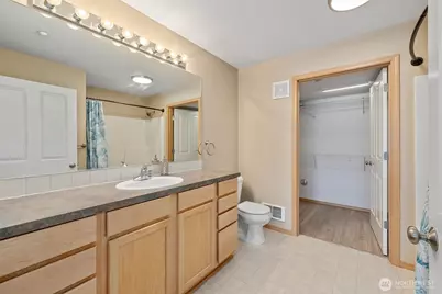 1981 24th Avenue NE #104, Issaquah, WA 98029 - Photo 18