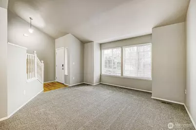 6740 NE 1st Place, Renton, WA 98059 - Photo 10