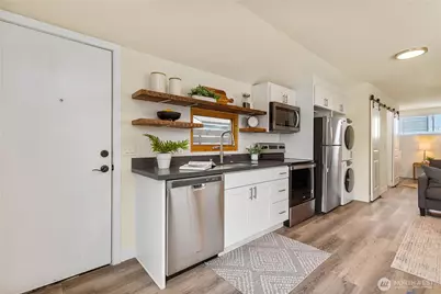 9449 5th Avenue SW #C, Seattle, WA 98106 - Photo 6