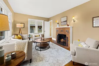 7821 11th Avenue NE, Seattle, WA 98115 - Photo 6