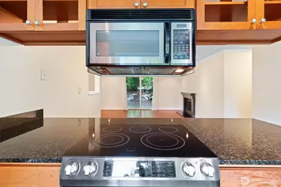 14010 NE 181st Place #C102, Woodinville, WA 98072 - Photo 10