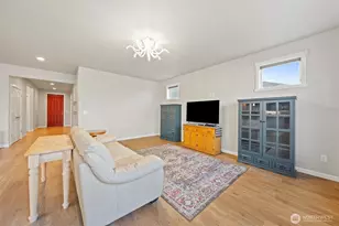 4712 W Coyote St W, Moses Lake, WA 98837 - Photo 2