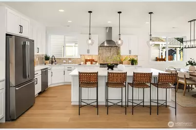 805 Hoquiam Ave NE, Renton, WA 98059 - Photo 2