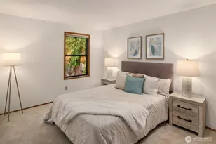 22116 NE 10th Pl, Sammamish, WA 98074 - Photo 16