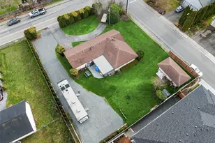 15928 56th Ave W, Edmonds, WA 98026 - Photo 2