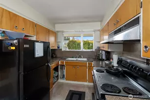 15928 56th Ave W, Edmonds, WA 98026 - Photo 10