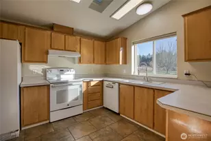 4687 Wishkah Rd, Aberdeen, WA 98520 - Photo 8