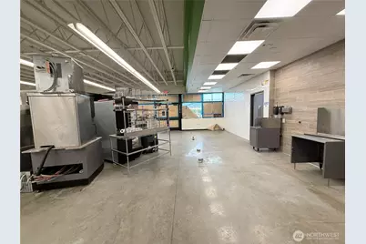 2021 Freeway Drive, Mount Vernon, WA 98273 - Photo 16