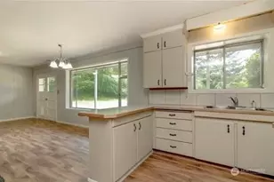 710 Roe St, Steilacoom, WA 98388 - Photo 24