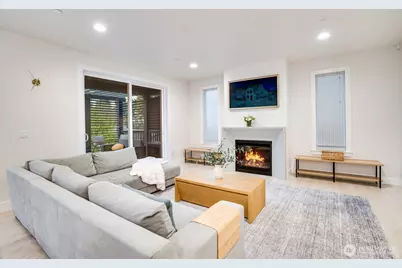 2302 29th Street Pl SE, Puyallup, WA 98374 - Photo 10