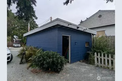 119 N 3rd Street, La Conner, WA 98257 - Photo 14