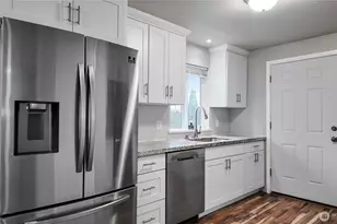 819 S 27th St, Mount Vernon, WA 98274 - Photo 12