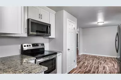 819 S 27th Street, Mount Vernon, WA 98274 - Photo 14