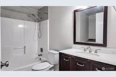 819 S 27th Street, Mount Vernon, WA 98274 - Photo 16